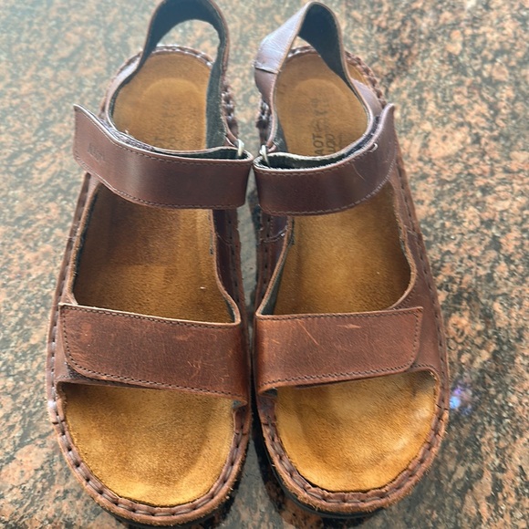 NAOT Karenna Leather Sandals - Picture 1 of 7